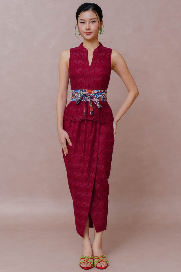 DANA FARIS LACE NYONYA SKIRT (RICH MAROON)