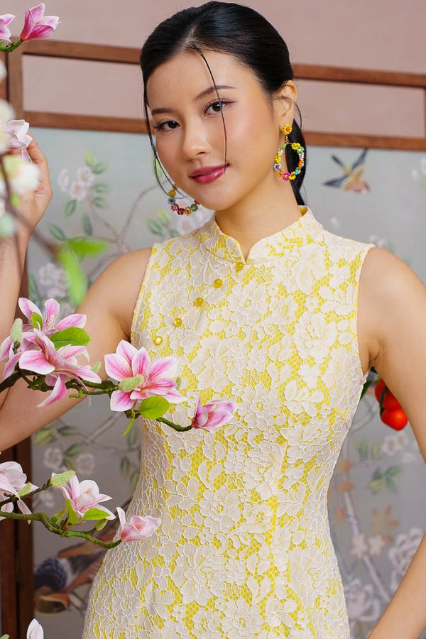 PEARL OF THE ORIENT GUIPURE LACE QIPAO (LEMON CHIFFON)