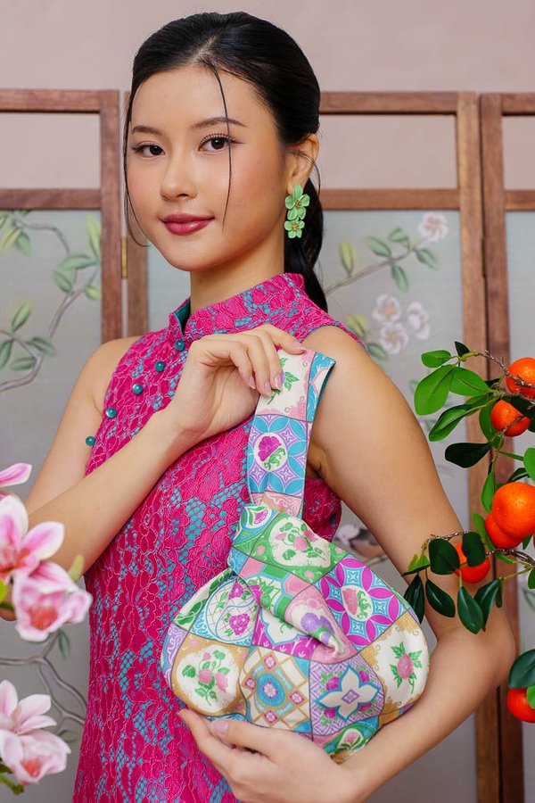 BABA HOUSE BATIK WRISTLET BAG