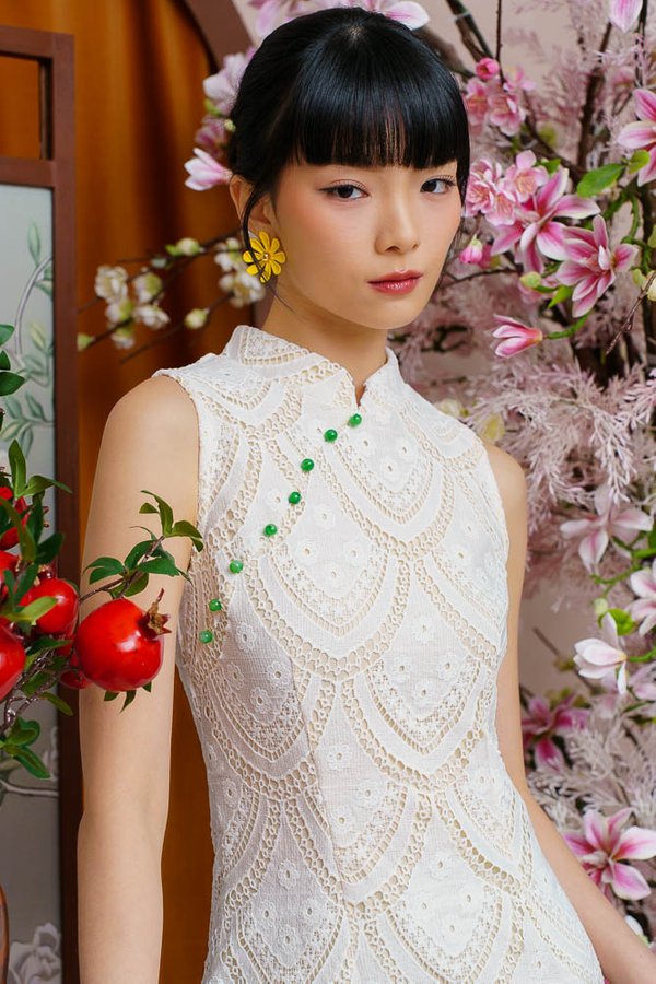 MOON DEW CROCHET CHEONGSAM DRESS (WHITE)