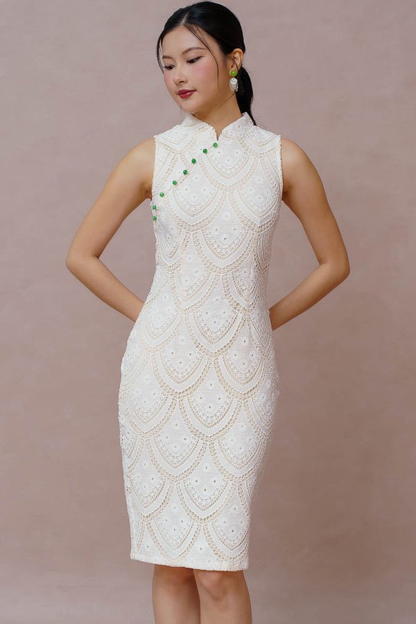 MOON DEW CROCHET CHEONGSAM DRESS (WHITE)