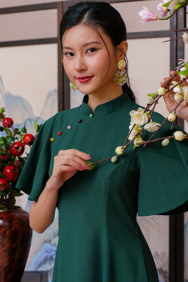 GOLDEN THREAD FLUTTER SLEEVED CHEONGSAM DRESS (DARK JADE)