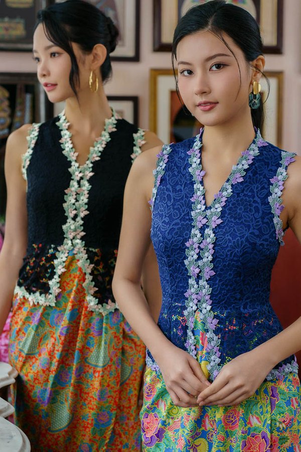 SONG OF THE DAYANG LACE KEBAYA DRESS (LIGHT NAVY)