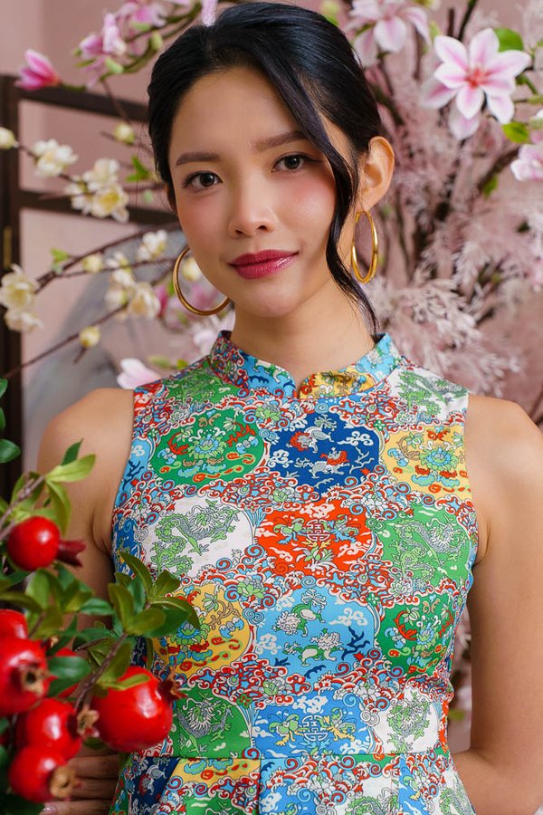 REALM OF THE CELESTIAL GUARDIANS BATIK CHEONGSAM TOP (RUBY)