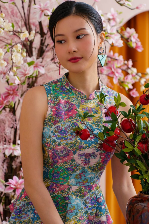 REALM OF THE CELESTIAL GUARDIANS BATIK CHEONGSAM TOP (OPALINE)