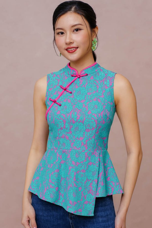 THE GOLDEN HOUR GUIPURE LACE CHEONGSAM TOP (FUCHSIA MENTHE)