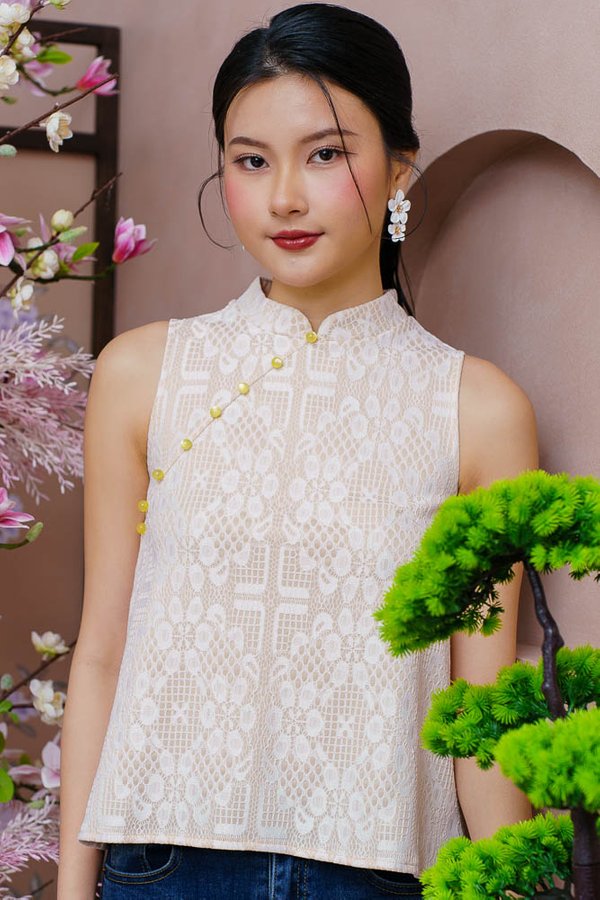 THE JOY LUCK CLUB LACE CHEONGSAM TOP (PEONY WHITE)