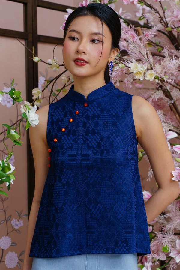 THE JOY LUCK CLUB LACE CHEONGSAM TOP (NAVY BLUE)
