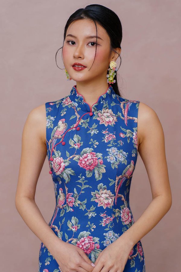 THE EVERCHIME GARDEN CHEONGSAM DRESS (CHAMBRAY BLUE)