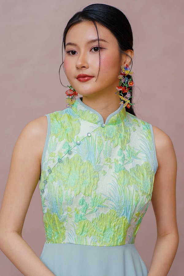 WHIMSICAL WONDER EMBOSSED CHEONGSAM DRESS (SAGE GREEN)