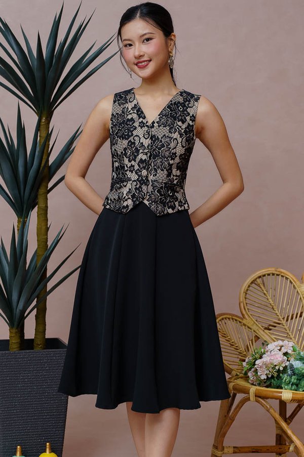 DERVIA HALF & HALF LACE VEST DRESS (BLACK)