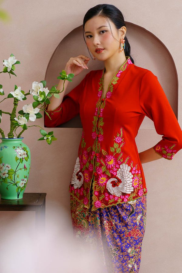 LULLABY OF PETALS & FEATHERS EMBROIDERY NYONYA KEBAYA (CRIMSON)