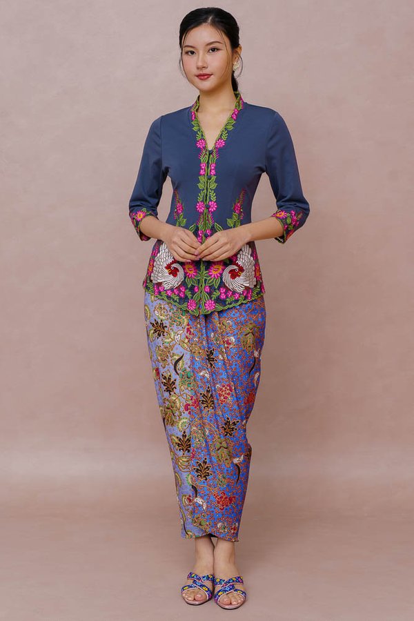 AANYA DEWI NYONYA BATIK SKIRT (AQUAMARINE)