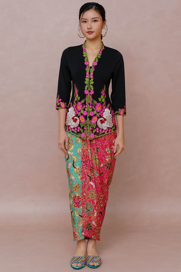 AANYA DEWI NYONYA BATIK SKIRT (MOONSTONE)