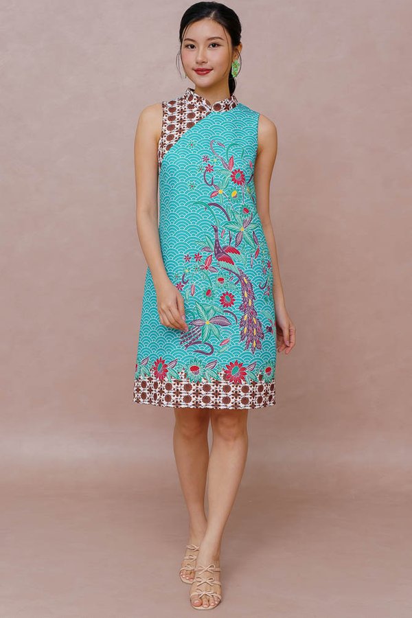 FASCINATING OMNITA BATIK CHEONGSAM DRESS (BRIGHT TEAL)