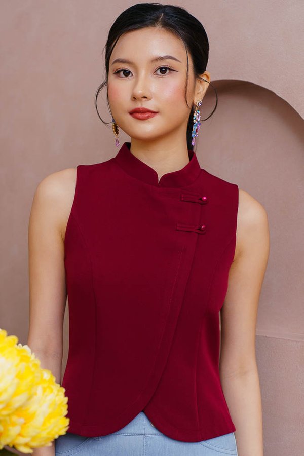 MOON GLADE CURVED HEM CHEONGSAM TOP (WINE)