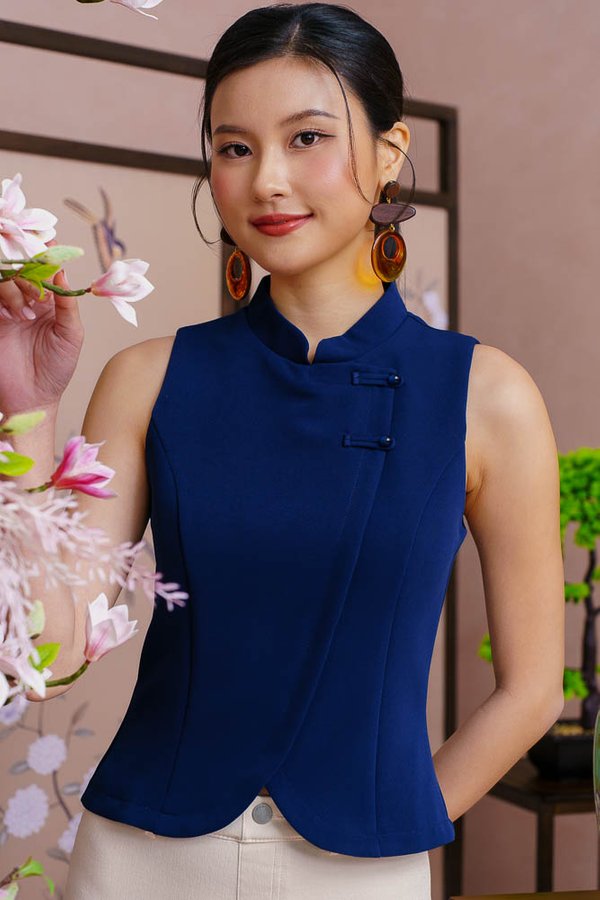 MOON GLADE CURVED HEM CHEONGSAM TOP (NAVY)