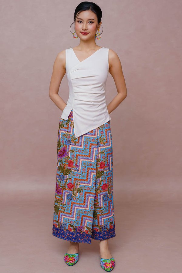 RORO KIDUL BATIK FRONT FLAP CULOTTES