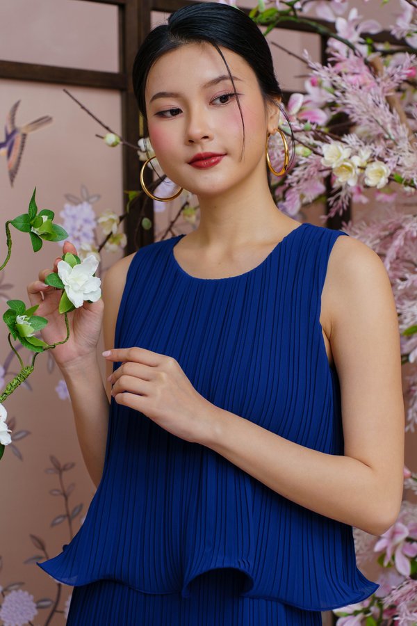 ESMERALDA CURLED HEM PLEATED DRESS (OBSIDIAN NAVY)