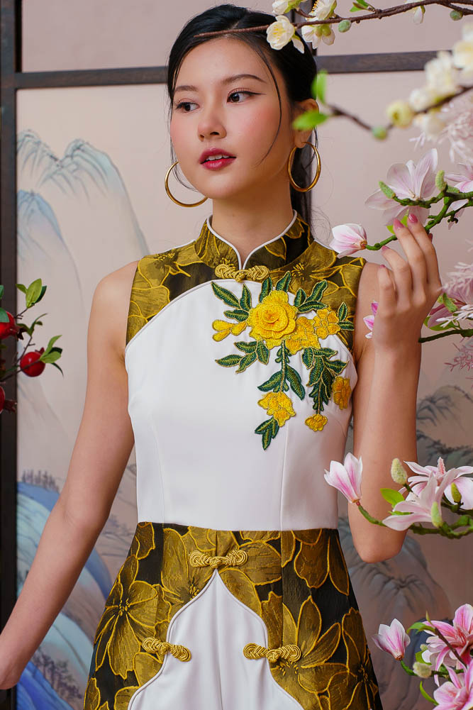 REGALIA OF ETERNAL BLOSSOMS BROCADE ROMPER (CLOUD GOLD) | Faire Belle