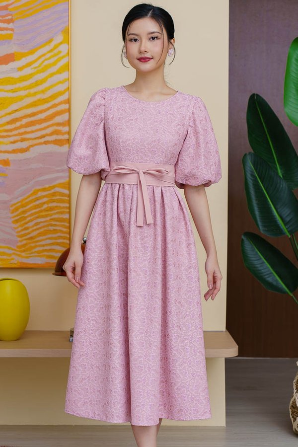 THEODORA LACE FLARE DRESS WITH DETACHABLE SLEEVES (PINK)