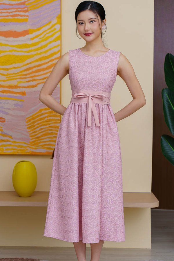 THEODORA LACE FLARE DRESS WITH DETACHABLE SLEEVES (PINK)