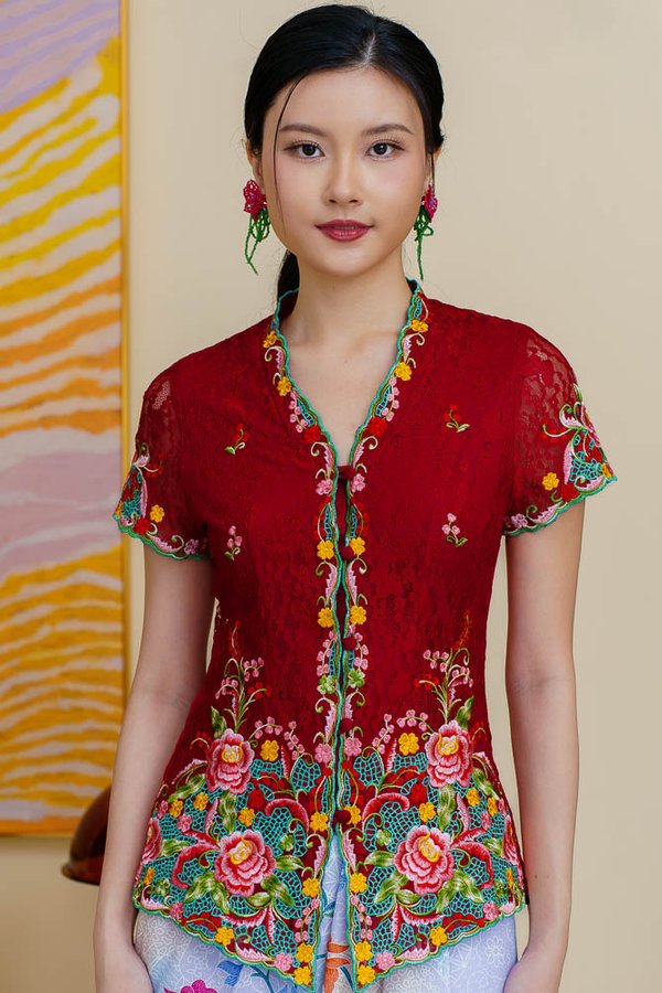 AMARIS LACE EMBROIDERY NYONYA KEBAYA (LADY BUG RED)
