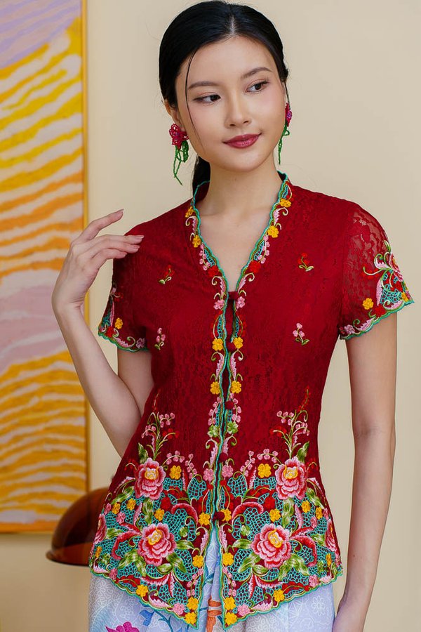 AMARIS LACE EMBROIDERY NYONYA KEBAYA (LADY BUG RED)