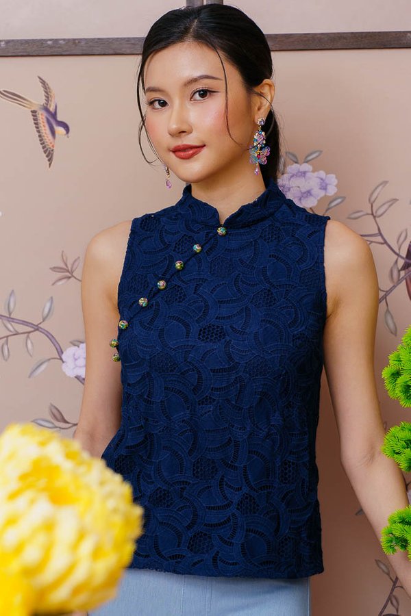 WEDNESDAY CROCHET CHEONGSAM TOP (NAVY)