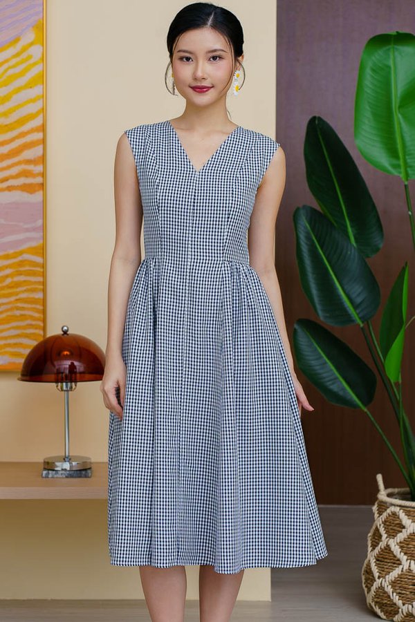 MILANA GINGHAM FLARE DRESS (DARK NAVY)