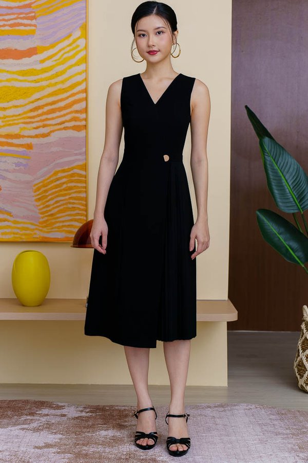 URBANA FOLD PLEATED DRESS (BLACK)
