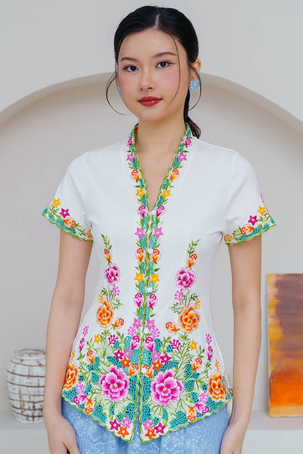 BLOOM BELLE EMBROIDERY NYONYA KEBAYA (WHITE)