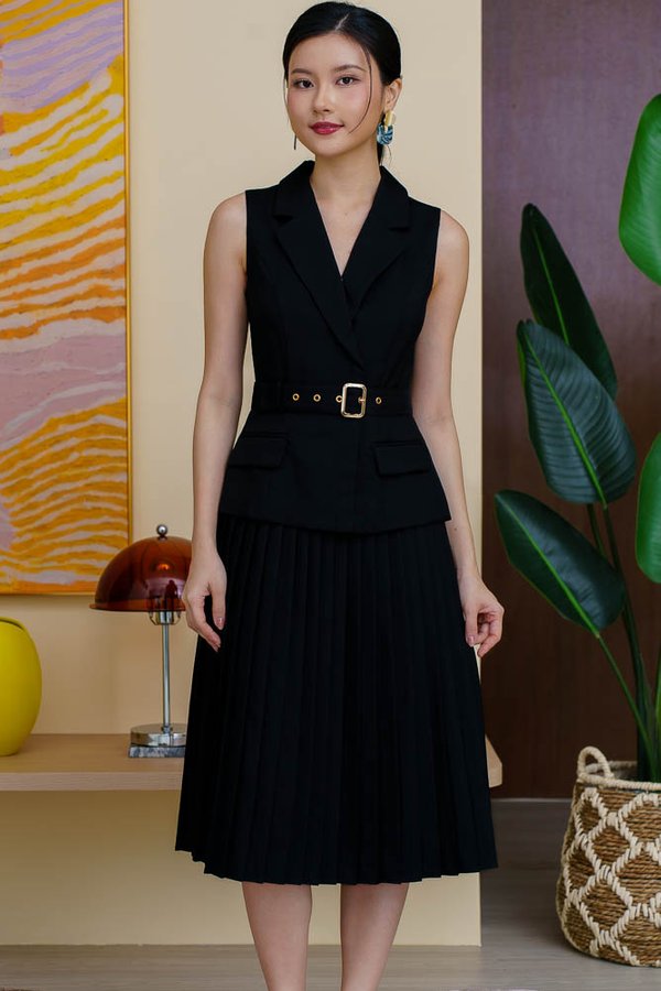 OLYMPIA PLEATED BLAZER DRESS (BLACK)