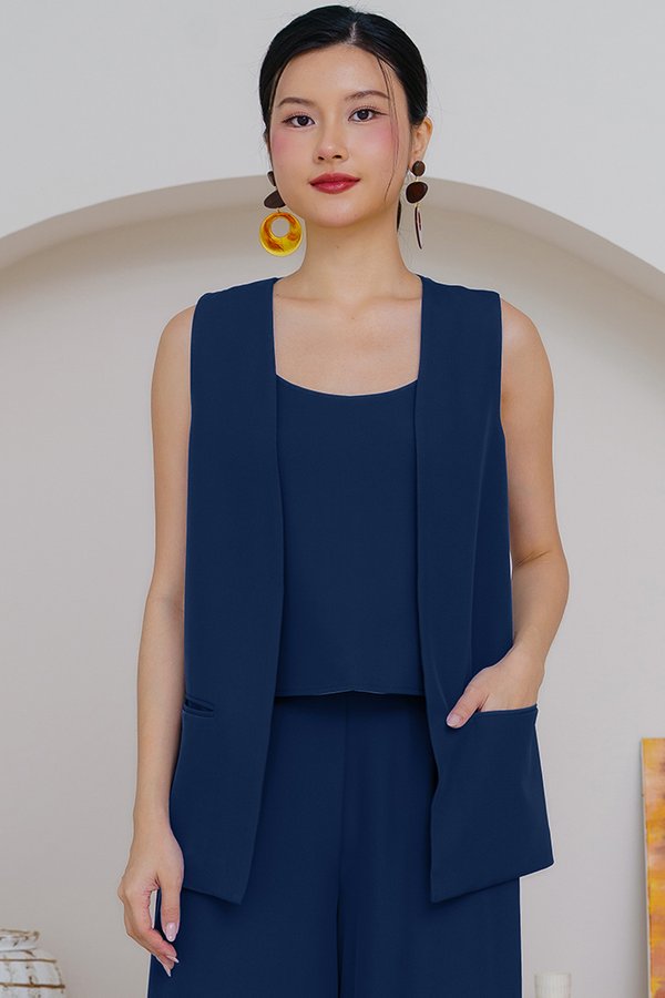 MARSH REVERSIBLE VEST TOP (ADMIRAL NAVY)