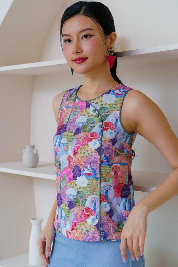 CLOUD CARNIVAL WHIMSICAL TOP