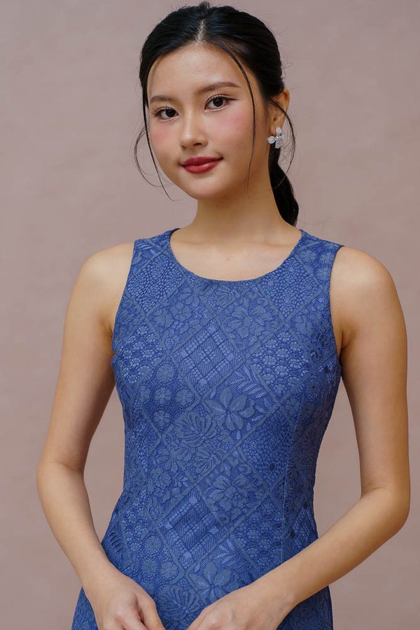 AMORA LACE DRESS (ROYAL BLUE)