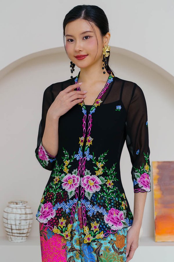 BLOOMARA EMBROIDERY NYONYA KEBAYA (ONYX BLACK)