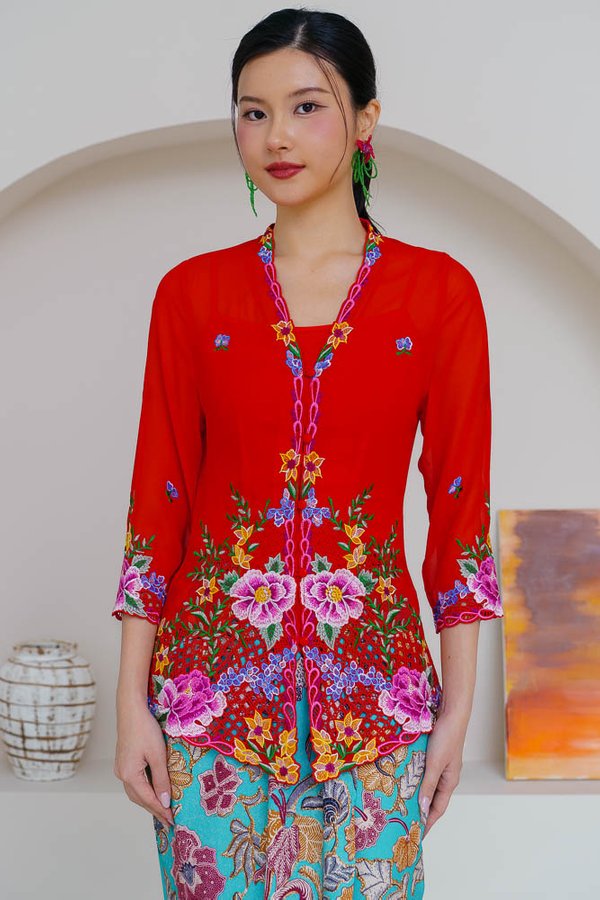 BLOOMARA EMBROIDERY NYONYA KEBAYA (TANGERINE TANGO)