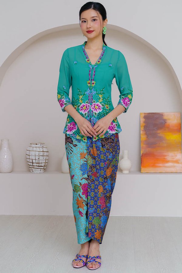 HUA DULU BATIK NYONYA SKIRT (BLUE KASIH)