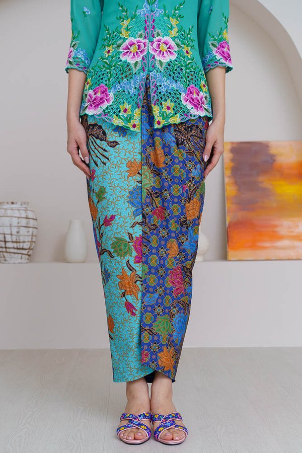 HUA DULU BATIK NYONYA SKIRT (BLUE KASIH)