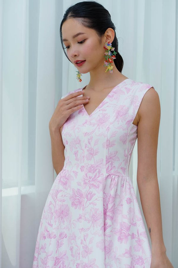 THE ENGLISH GARDEN V NECK FLARE DRESS (PINK TOILE)