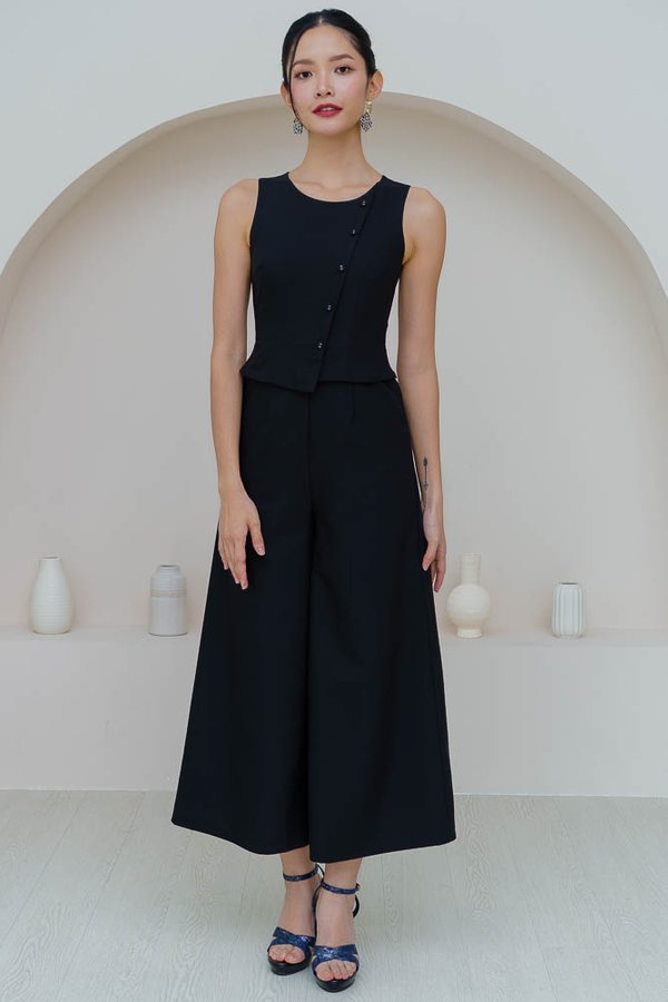 HADID VEST JUMPSUIT (BLACK)