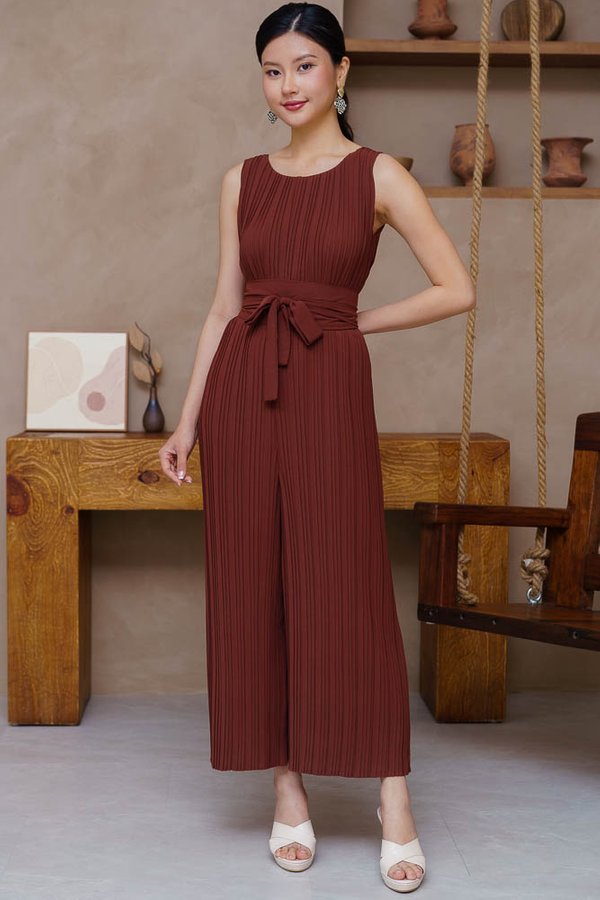 ORIANE PLEATED JUMPSUIT (CAMBRIDGE BROWN)