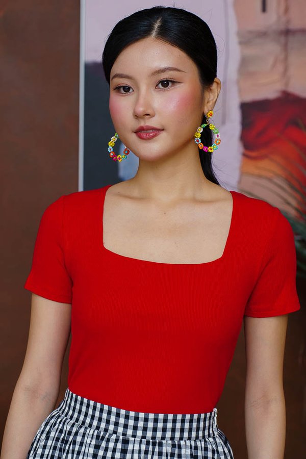YOON-NA SQUARE NECK TOP (RED)