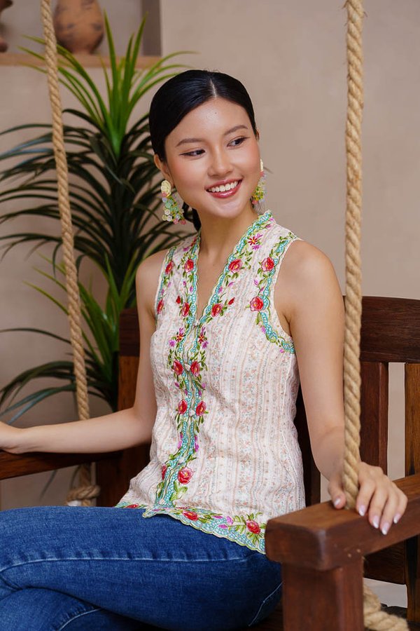 NINGNING COTTON EMBROIDERY NYONYA KEBAYA (LIGHT PINK)