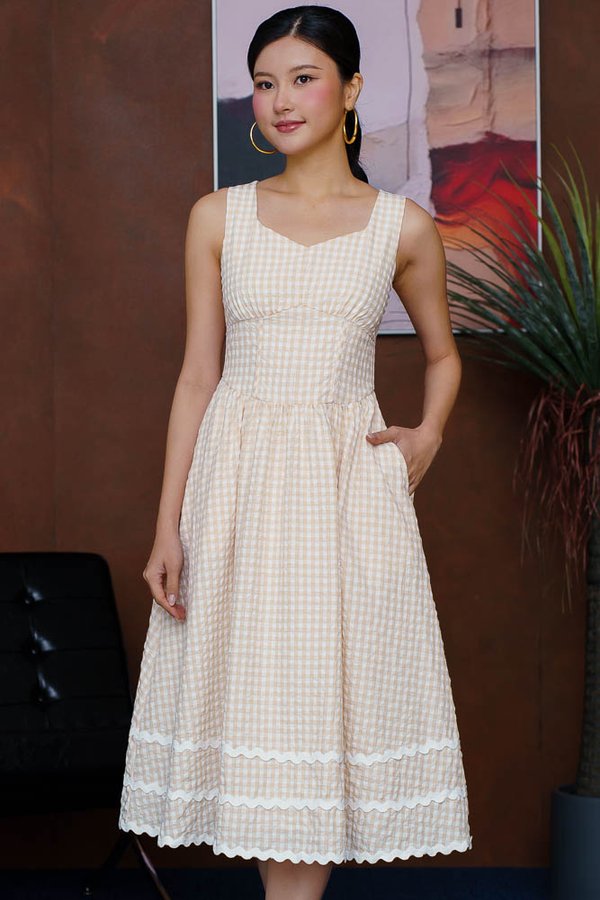 MIN-JI GINGHAM EMPIRE DRESS (MILK CREAM)
