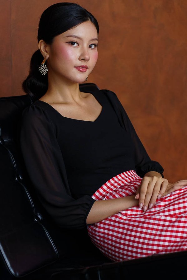 LUNA SWEETHEART TOP (BLACK)
