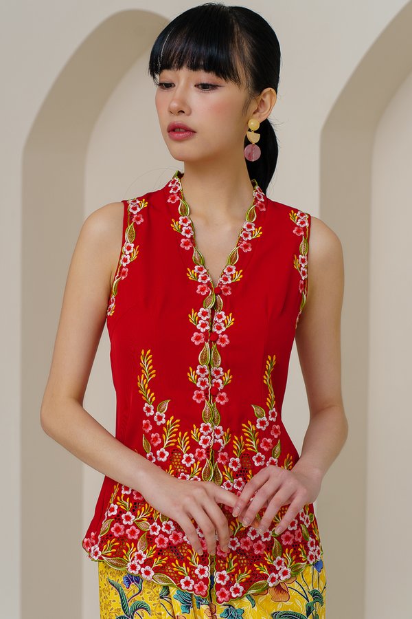 AMARYLLIS EMBROIDERY NYONYA KEBAYA (PEPPER RED)