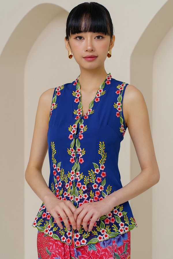AMARYLLIS EMBROIDERY NYONYA KEBAYA (NAVY BLUE)