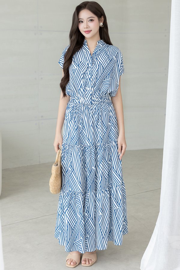 WESLYNN GEO TIERED SKIRT (CLASSIC BLUE)